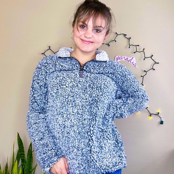 SUPER Soft Dylan Sherpa Quarter Zip - Picture 3 of 7